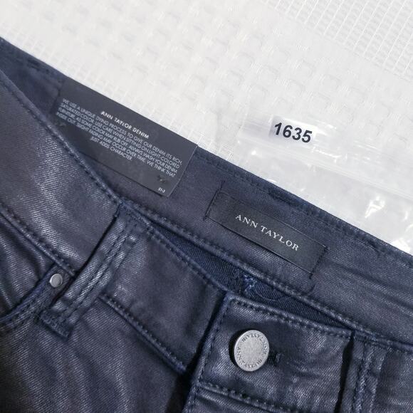 NEW ANN Taylor The Skinny Modern Fit Coated Black Pants - Picture 9 of 9